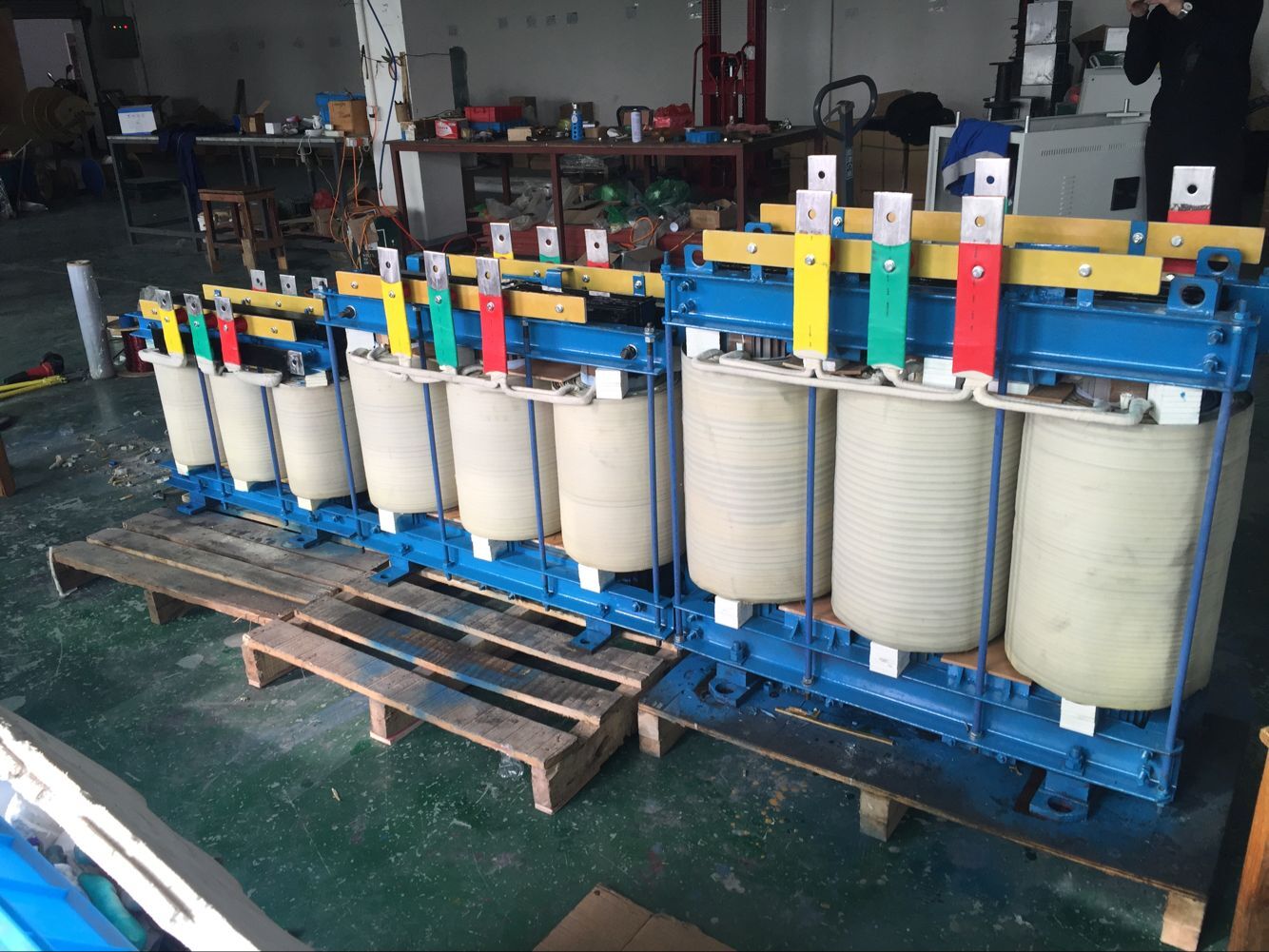 ���l�t׃����100KVAʹ�ÿ͑�(h��)���Ϻ���ɽ�����F�S(ch��ng)��